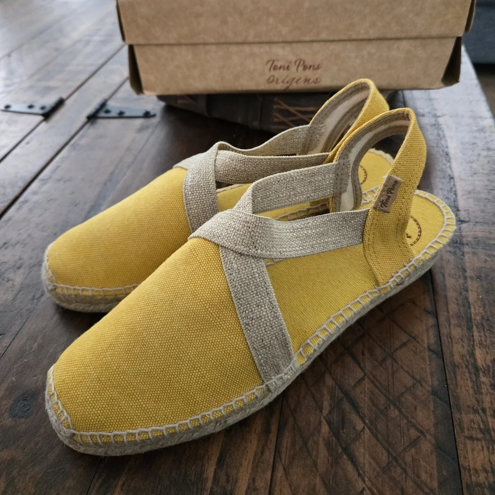 Toni Pons Verdi Cotton Espadrilles. Yellow. Size 9. New.